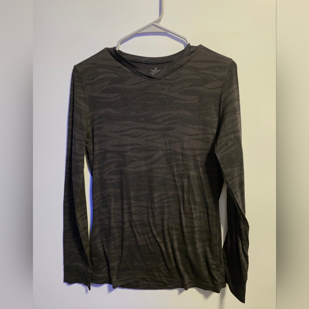 Cuddl Duds Dark Gray Patterned Long Sleeve Shirt
